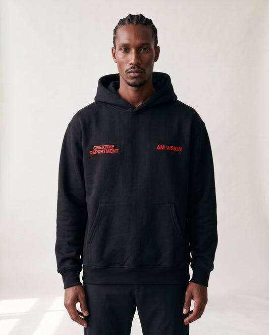 Conjunto de hoodie y pantalón negro Manuscript de AM VISION en modelo
